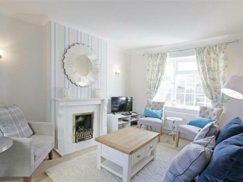 Delightful Holiday Home In Aldeburgh With Garden