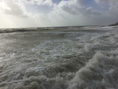 Hostal Marine View Guest House