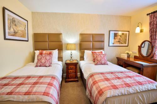 Hotel The Coach And Horses