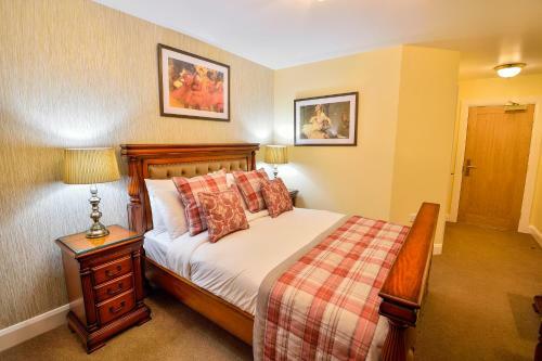 Hotel The Coach And Horses