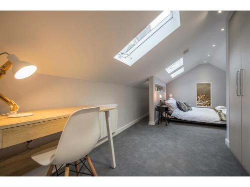 Apartamento Modern, Stunning And Elegant 2 Bedroom Apt For 4