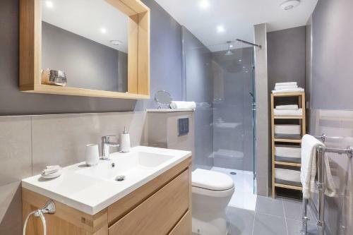City Apartments - Fossgate Bridge