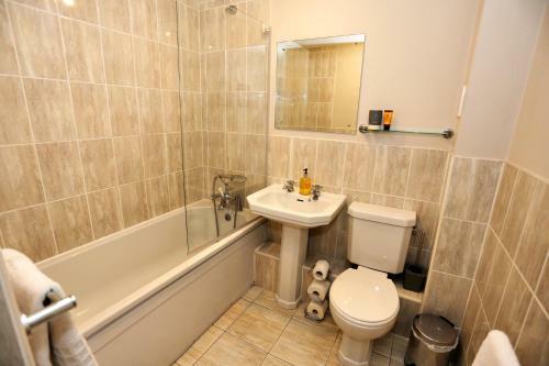 Emperors Wharf 2 Bedroom Apartment