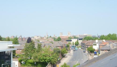 Clifford's View Luxury Apartment