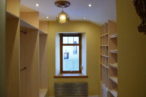 Villa Baronial Style Luxury House