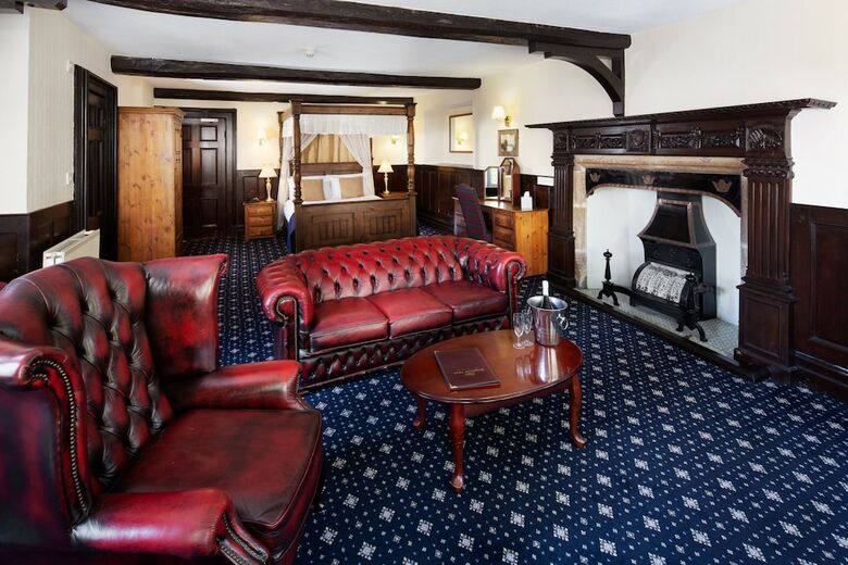 Bagdale Hall Hotel & Annex