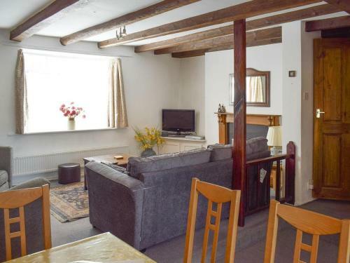 Cor Cottage