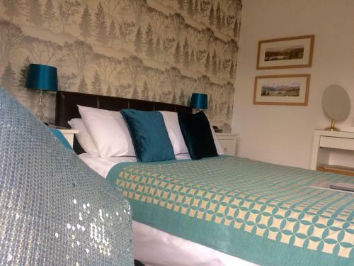 Hostal Invergarry Guest House (adults Only)
