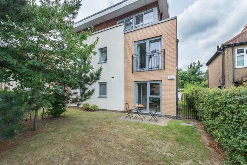 Hampden Apartments - The Alexandra