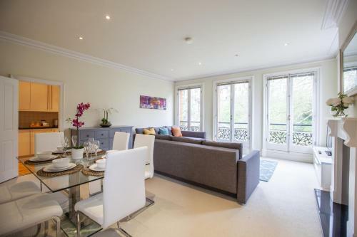 Apartamentos Urban Living's - Windsor Castle View
