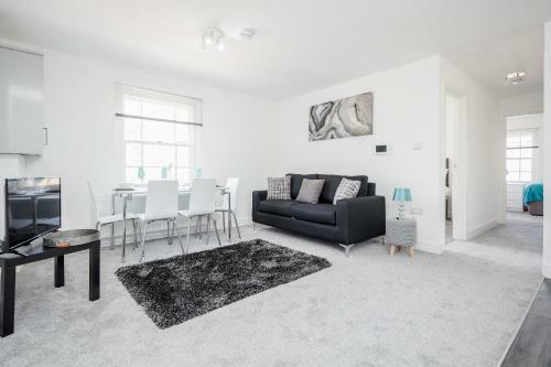 Elthorne Luxury Apartments - Uxbridge