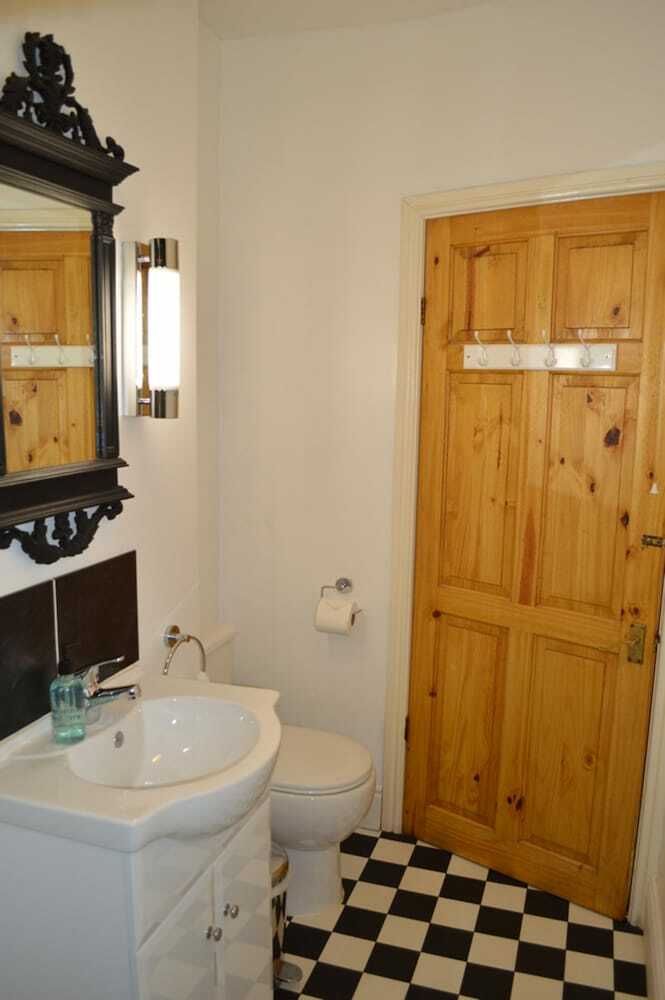 Hargate Hall - Eyam