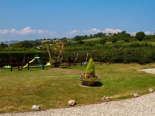Devon Palms Holiday Apartments And Cottages
