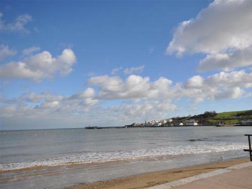 Sanjernin, Swanage