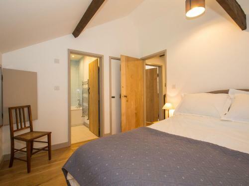 Modern Holiday Home In Tavistock With Garden