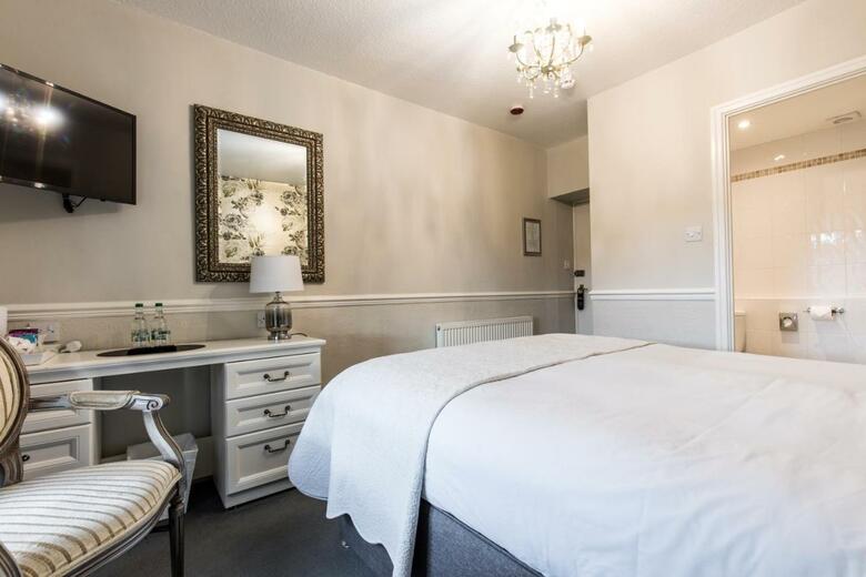 The Mount Pleasant Hotel