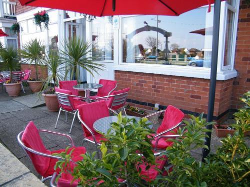 Hostal Palm Court