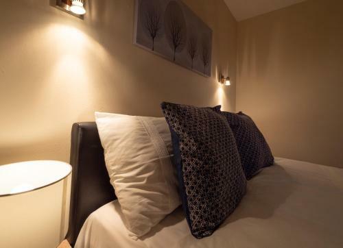 Amazing Slough Centre Apartment