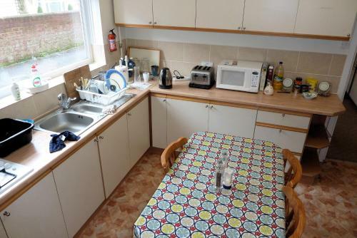 Hostal Long Stay Group - St Josephs Rooms