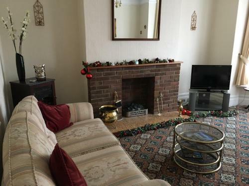 Bed & Breakfast Ellenborough House