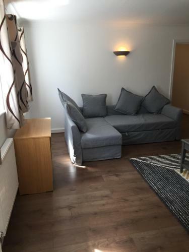 The Elizabeth House Apartment
