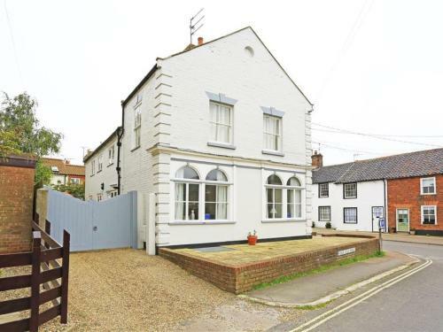 Holiday Home High Street 3