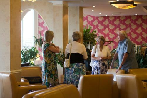 Bay Budget At Sandringham Hotel