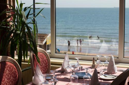 Regent Court At The Sandringham Hotel