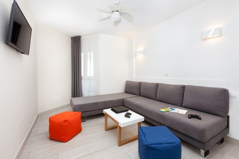 Aparthotel Playaolid Suites&apartments