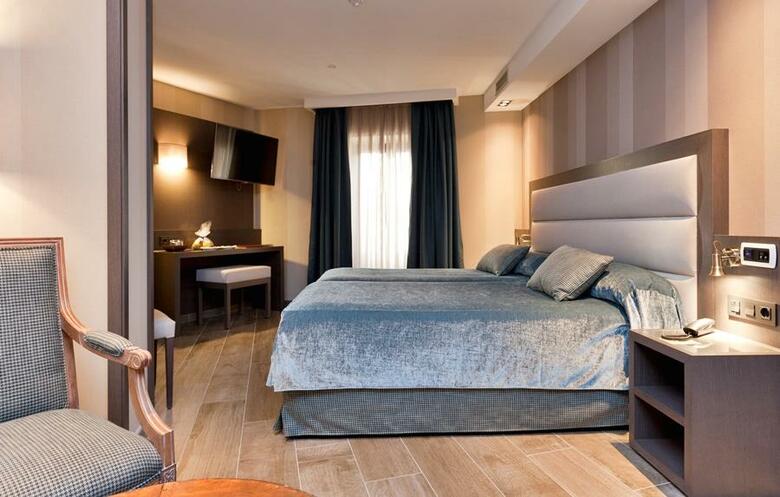 Hotel Reina Cristina