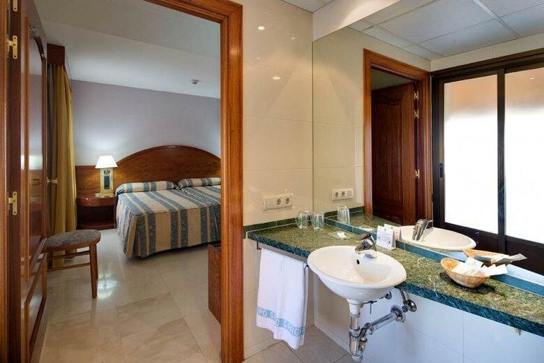 Hotel Reina Cristina