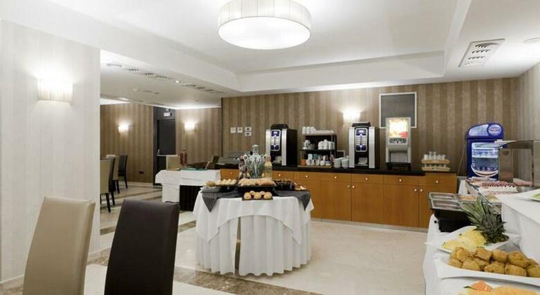 Hotel Reina Cristina