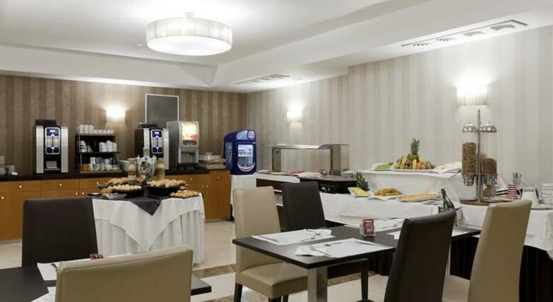 Hotel Reina Cristina