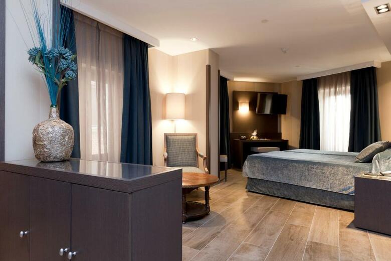 Hotel Reina Cristina