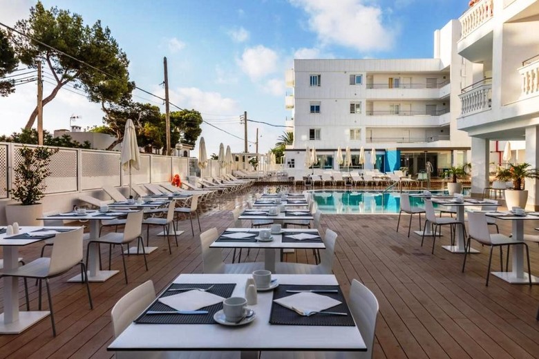 Hotel Triton Beach
