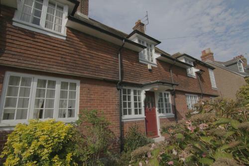 Red Cottage B&B