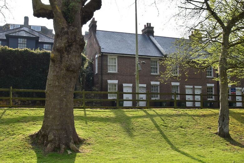 Curlew House