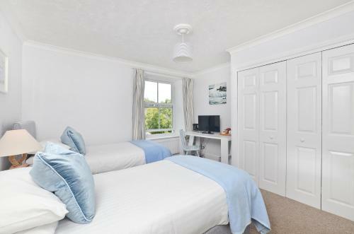 Hostal Elmsdale Guest House