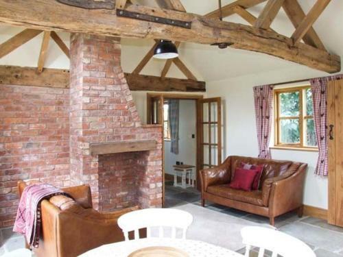 Dove Cottage, Pershore