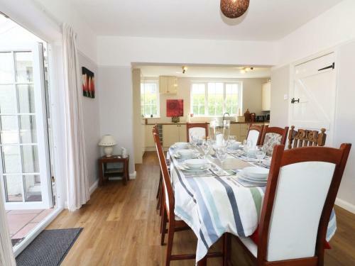 Annedd Wen, Pwllheli