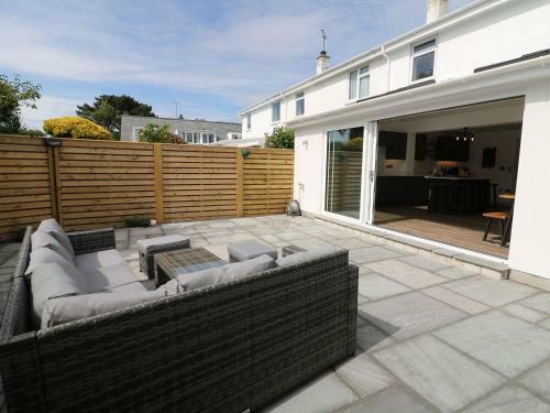 21 Llwyn Gwalch Estate, Pwllheli