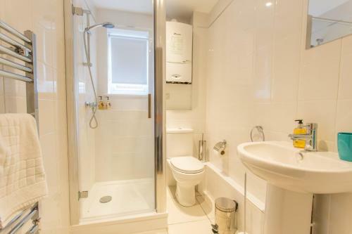 Razia Apartments