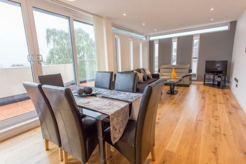 Razia Apartments
