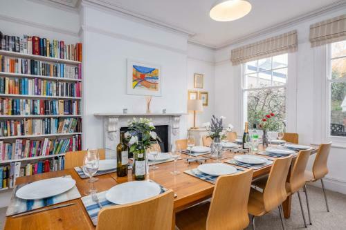 Villa Padstow House