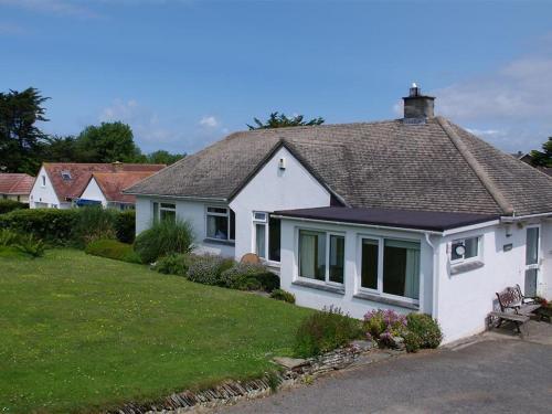 Holiday Home Constantine Bay