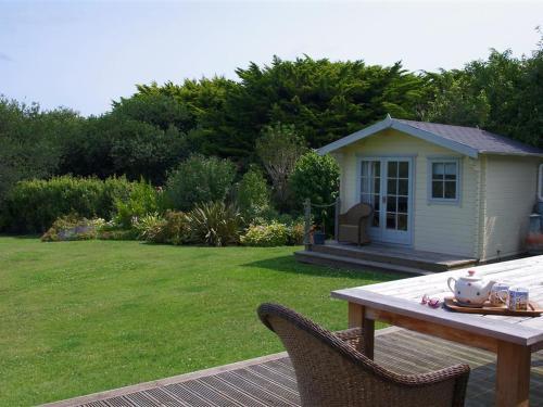 Holiday Home Constantine Bay
