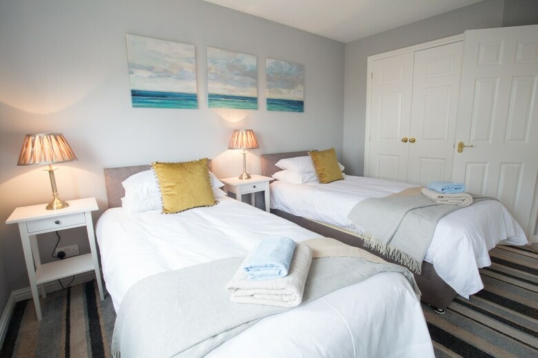 Villa Lomond Serviced Apartments- Muir House