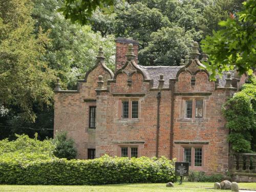 Redwood Cottage, Nantwich