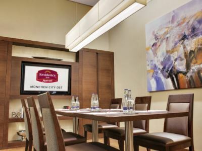 Hotel Courtyard By Marriott Munich City East