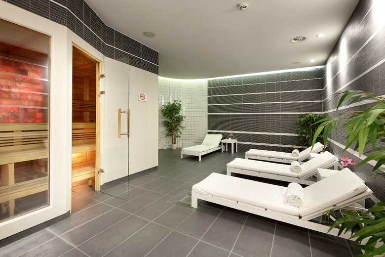 Hotel Eurostars Book